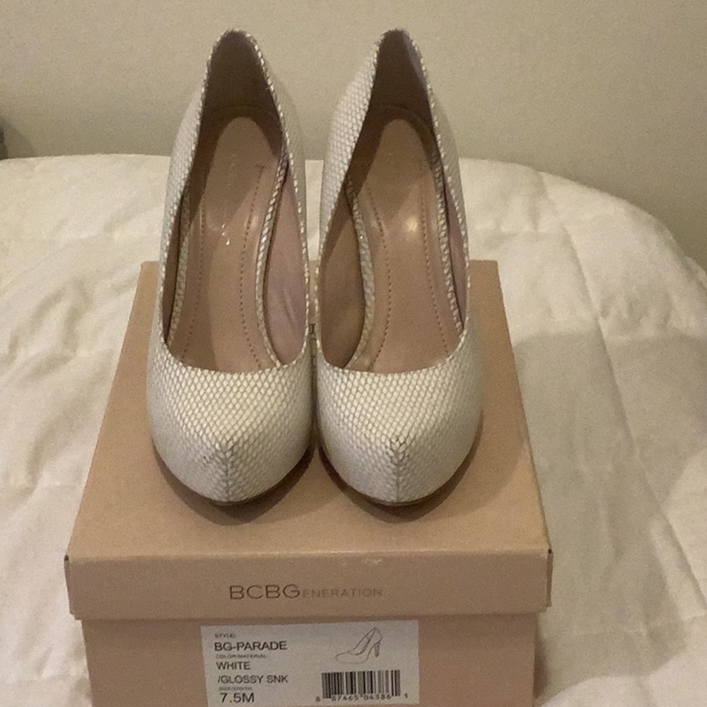 BCBGeneration white “snakeskin” design heels
